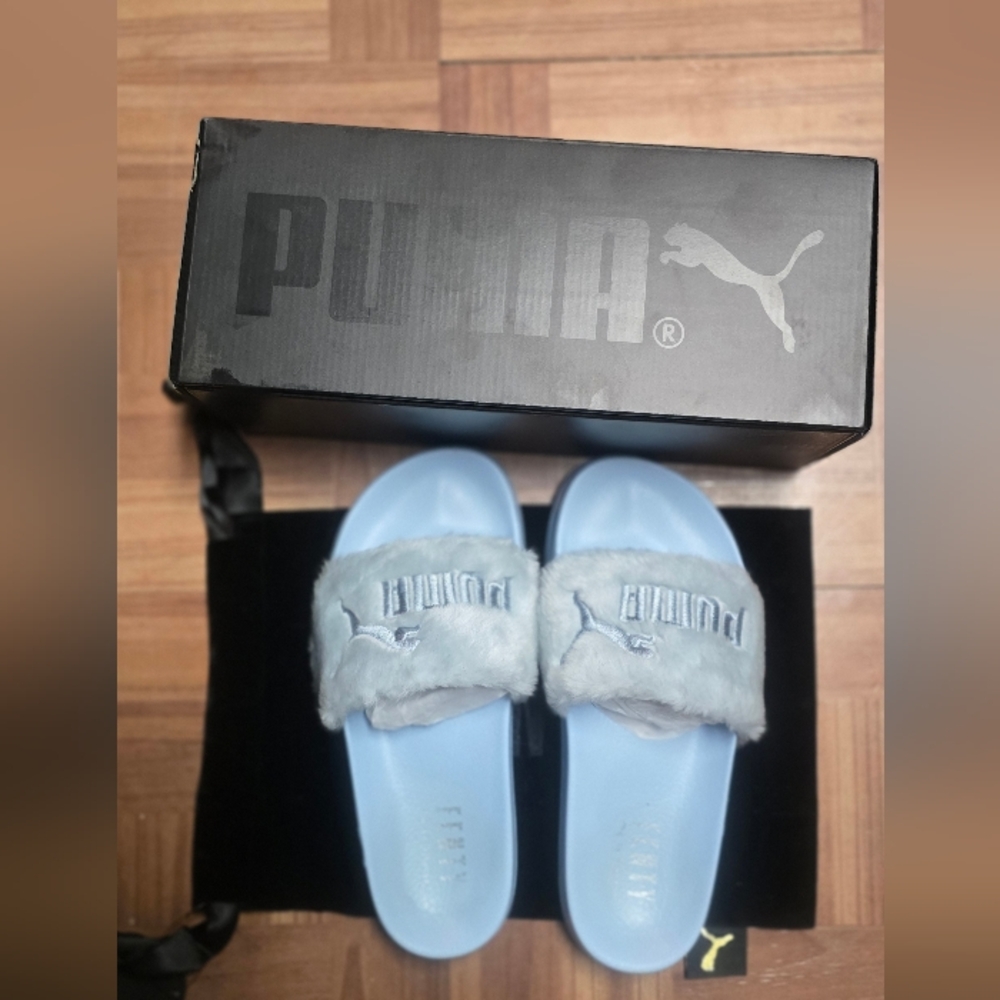 Fenty / Puma blue slippers Black Shoe Box +Dust Bag sz women's 7.5us